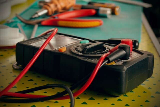 Filtre, garnituri și calcar: întreținerea care ține electrocasnicele eficiente